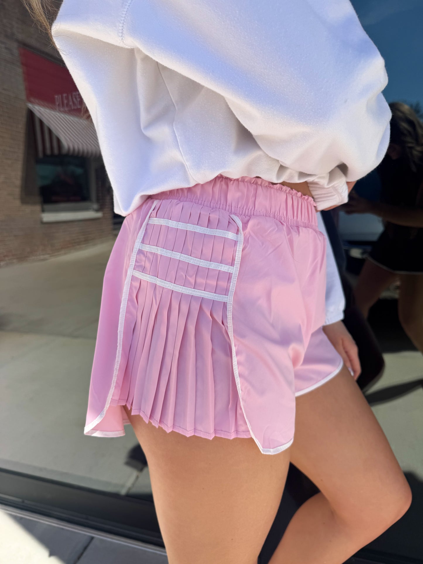 On Point Shorts: Pink