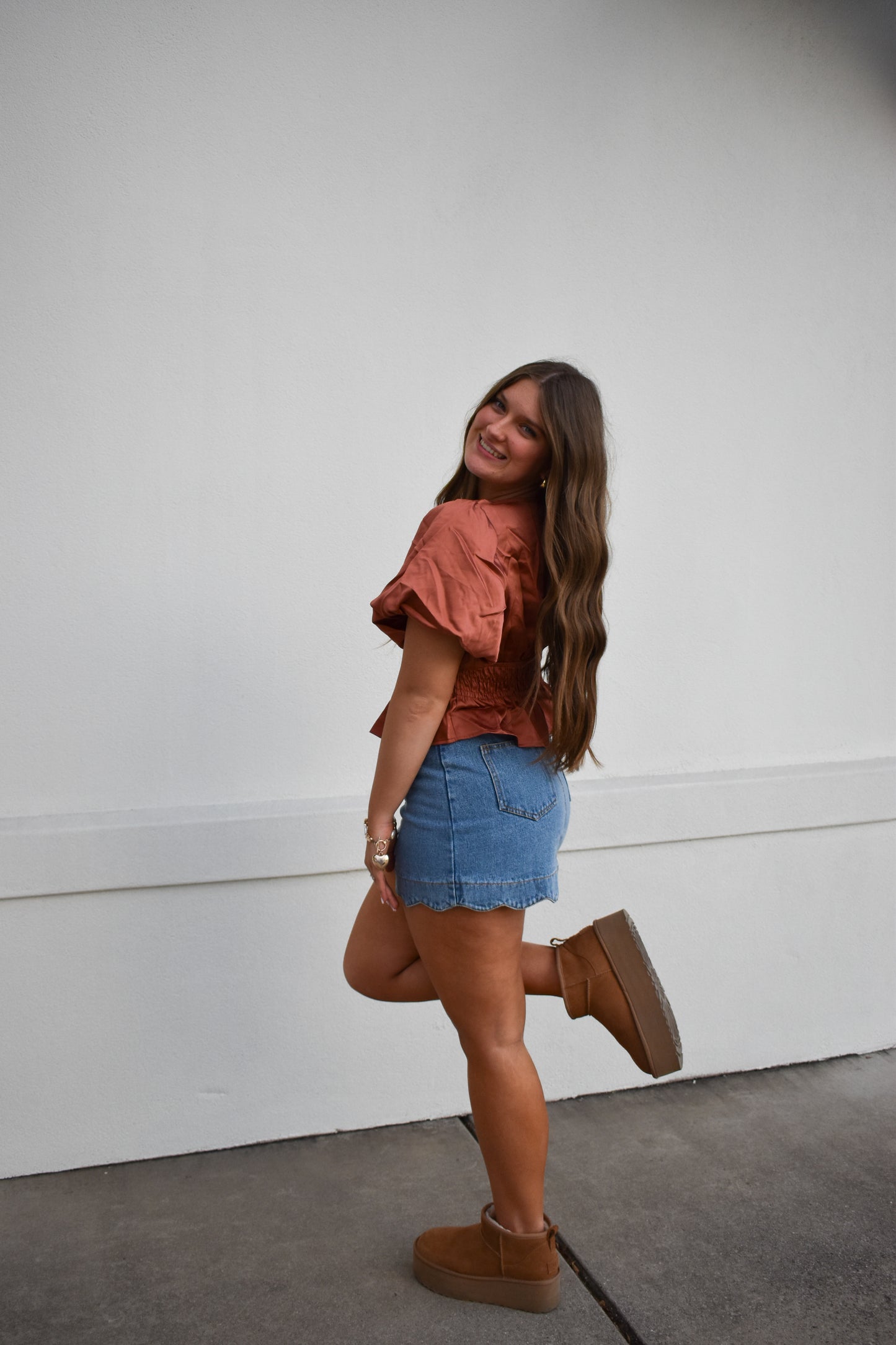 V Neck Satin Bubble Sleeve Top