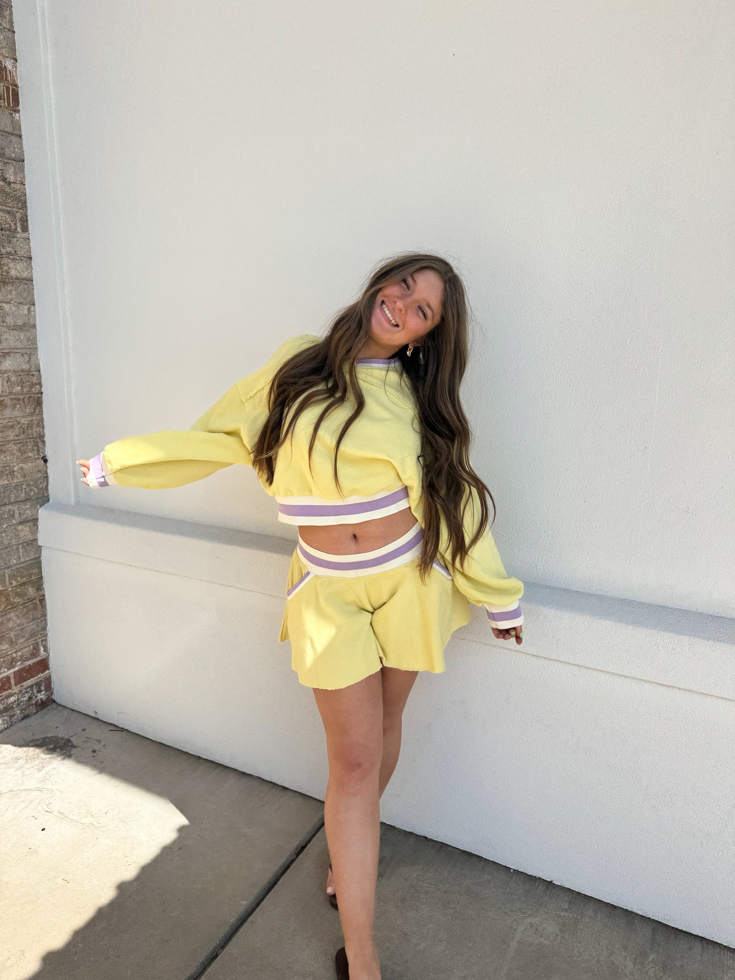 Stripe Elastic Banded Crop Sweatshirt