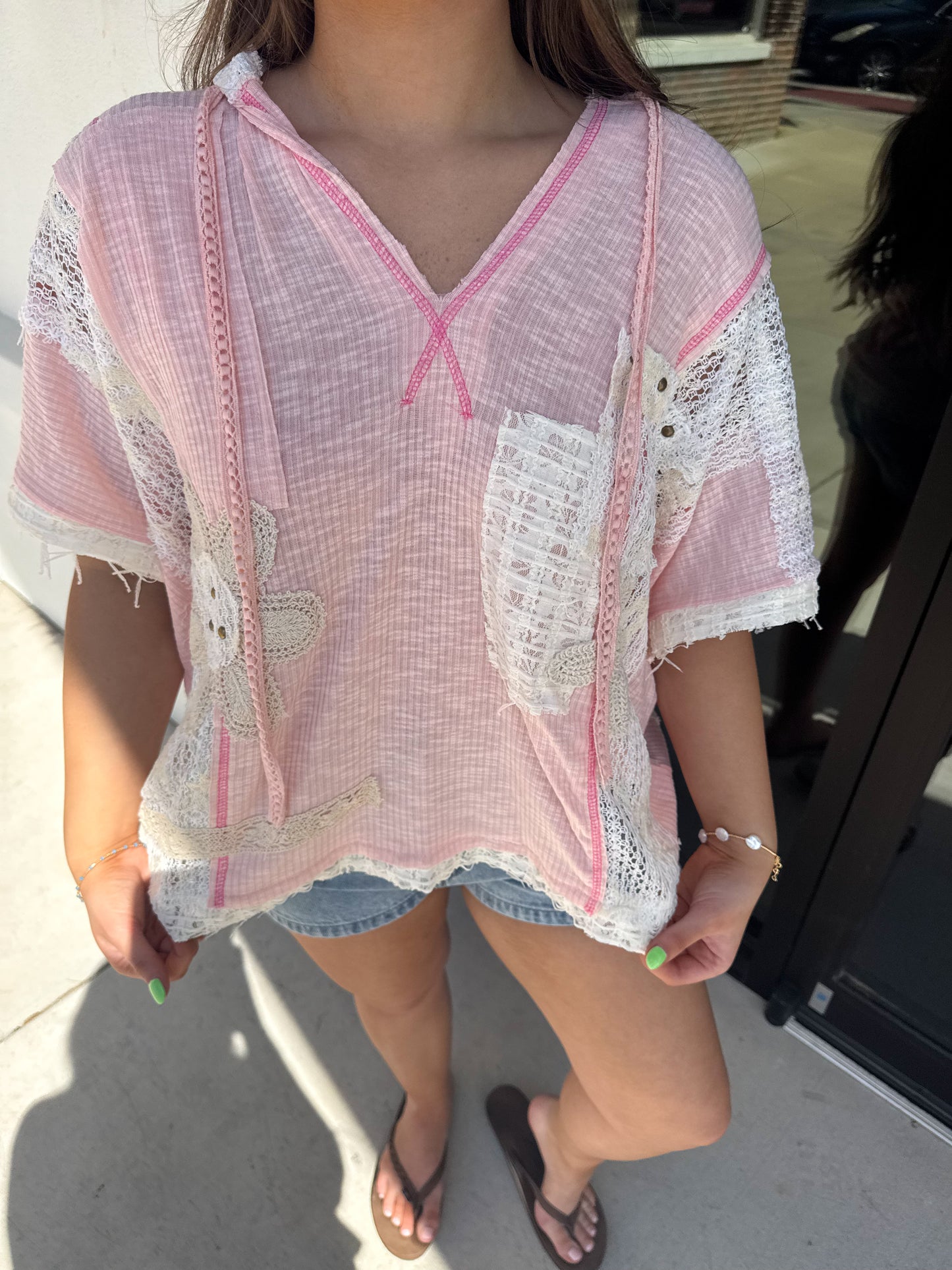 V-Neck Short Sleeve Crochet Contrast Solid Top