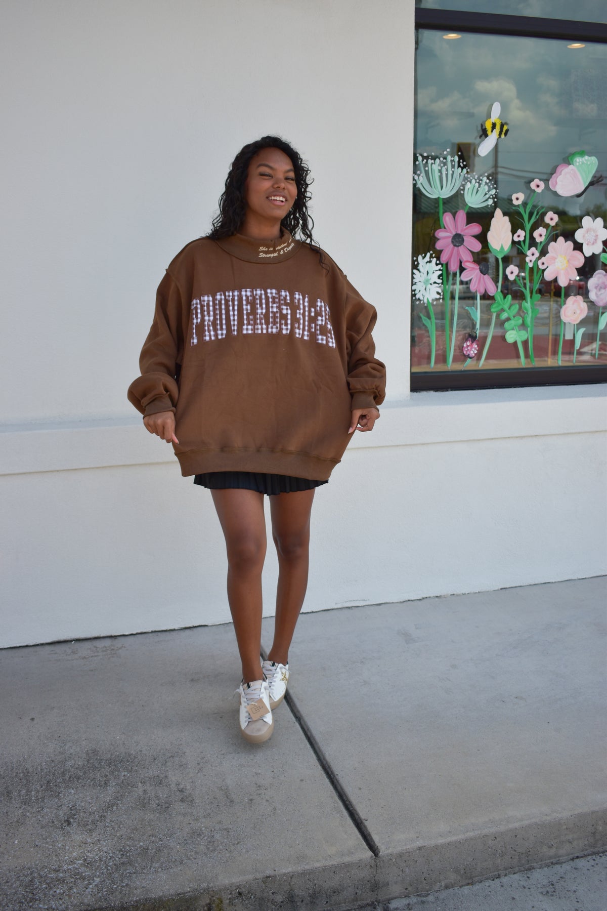 'PROVERBS 31:25' Script Collar Mockneck: Brown