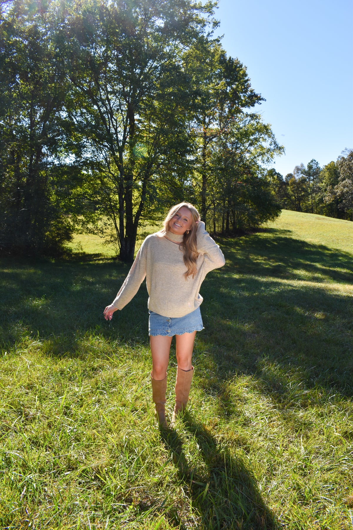Latte Sweater W/ Neck Scarf
