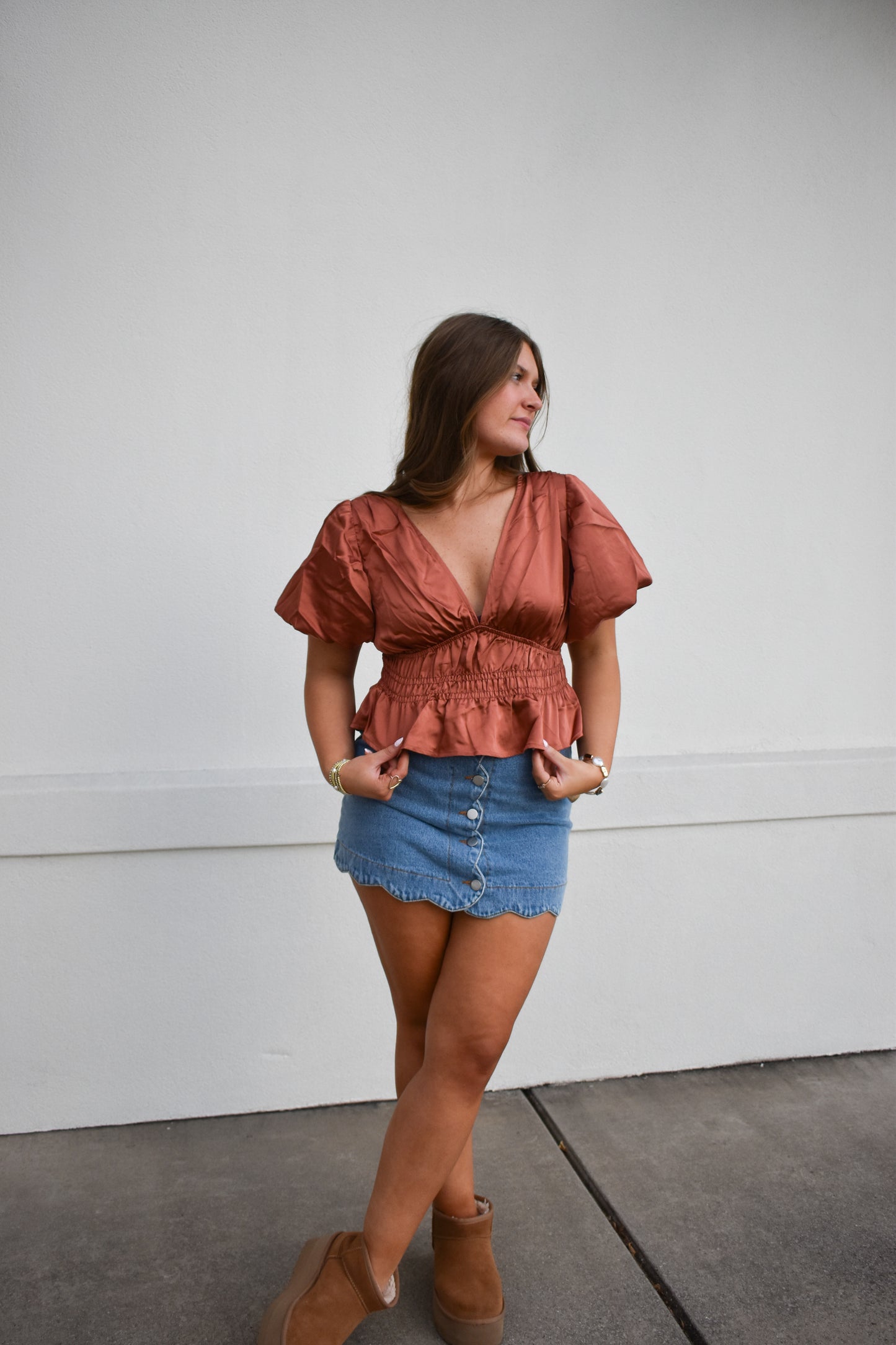 V Neck Satin Bubble Sleeve Top