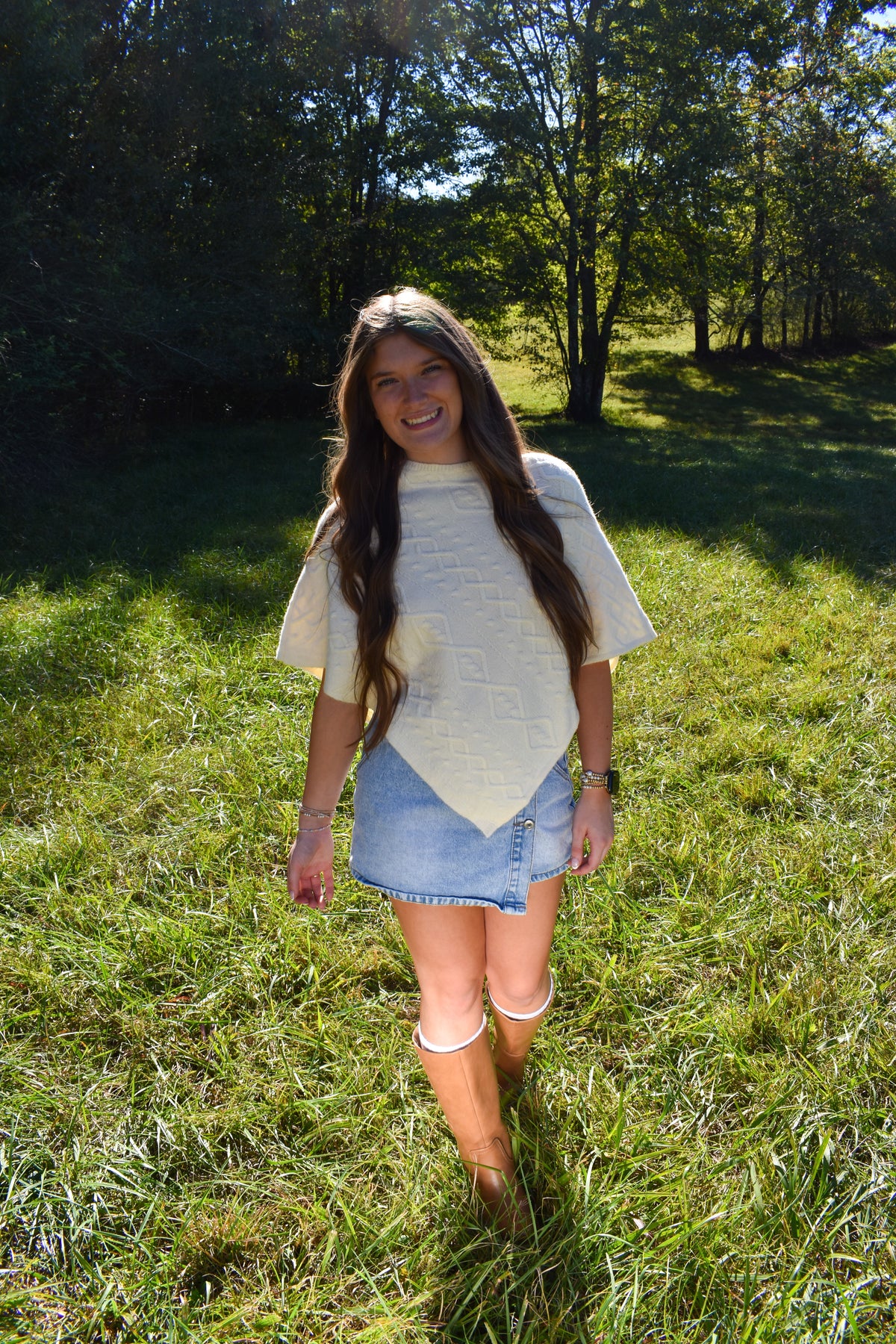 Cable Knit Poncho: White