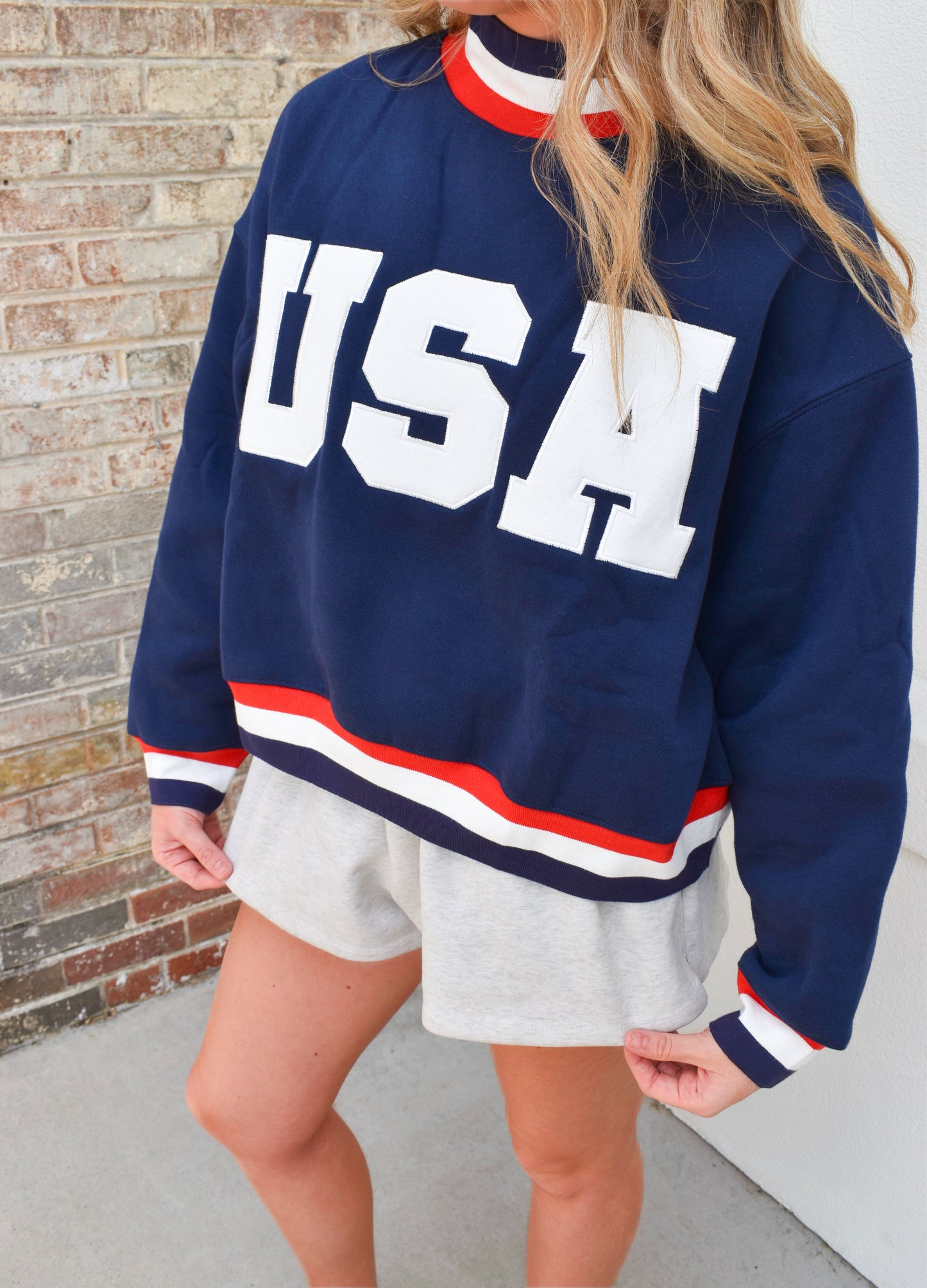 USA Letter Print Contrast Trim Mockneck
