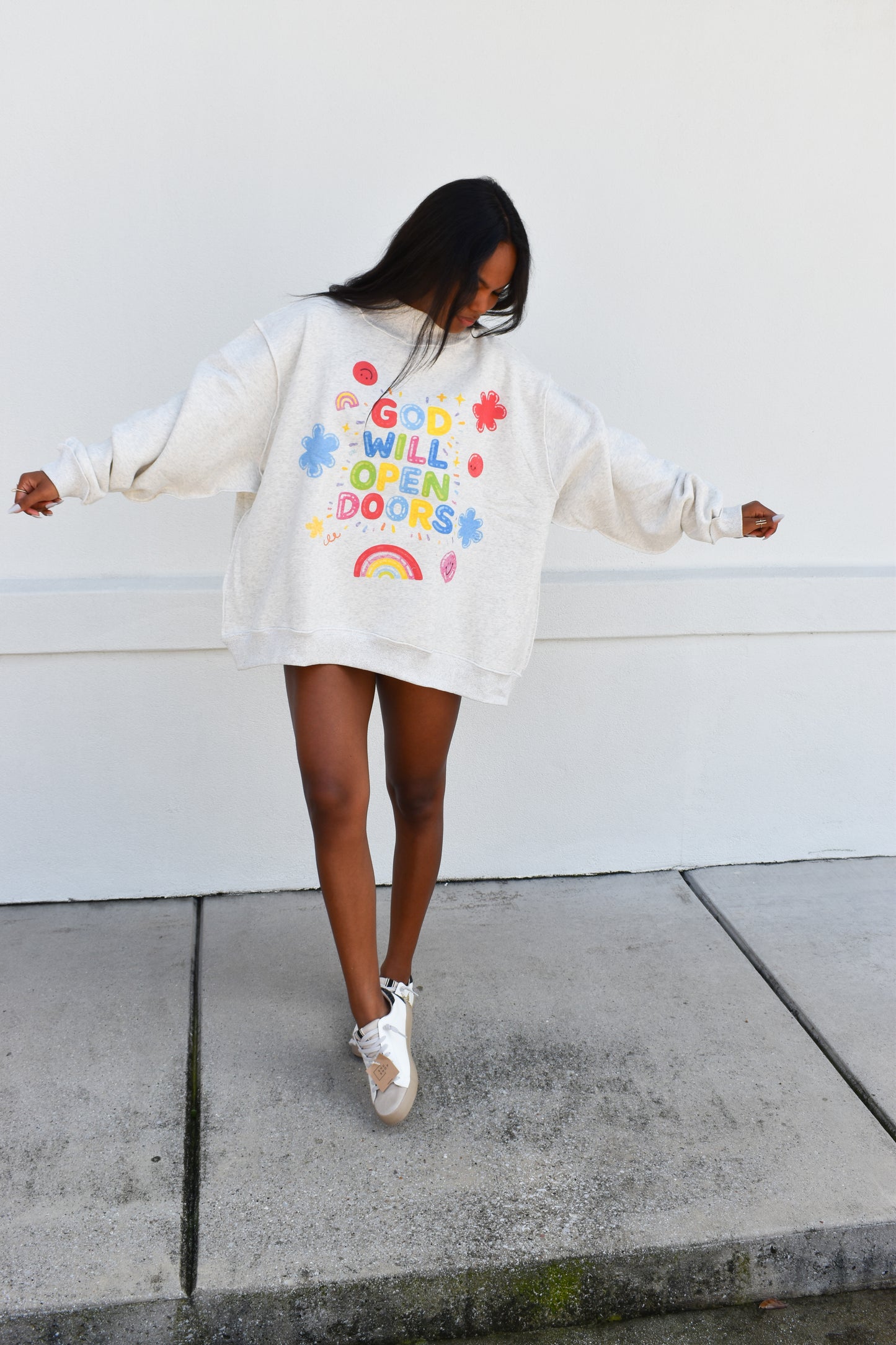 'OPEN DOORS' GRAPHIC Reversible Mockneck