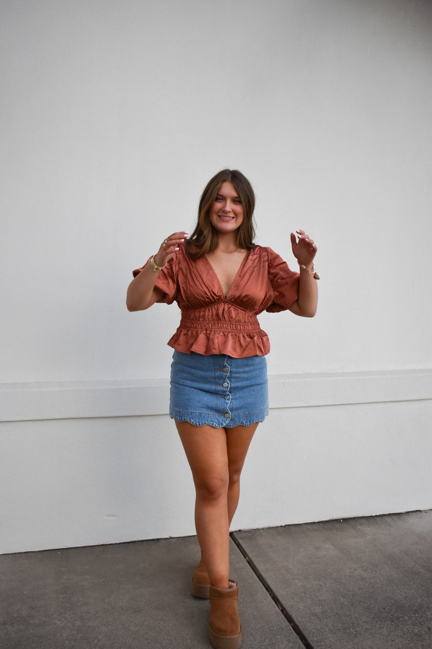 V Neck Satin Bubble Sleeve Top