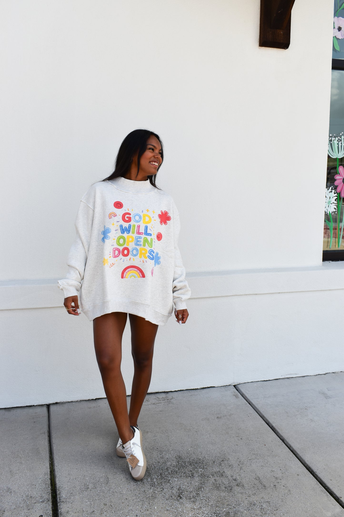 'OPEN DOORS' GRAPHIC Reversible Mockneck
