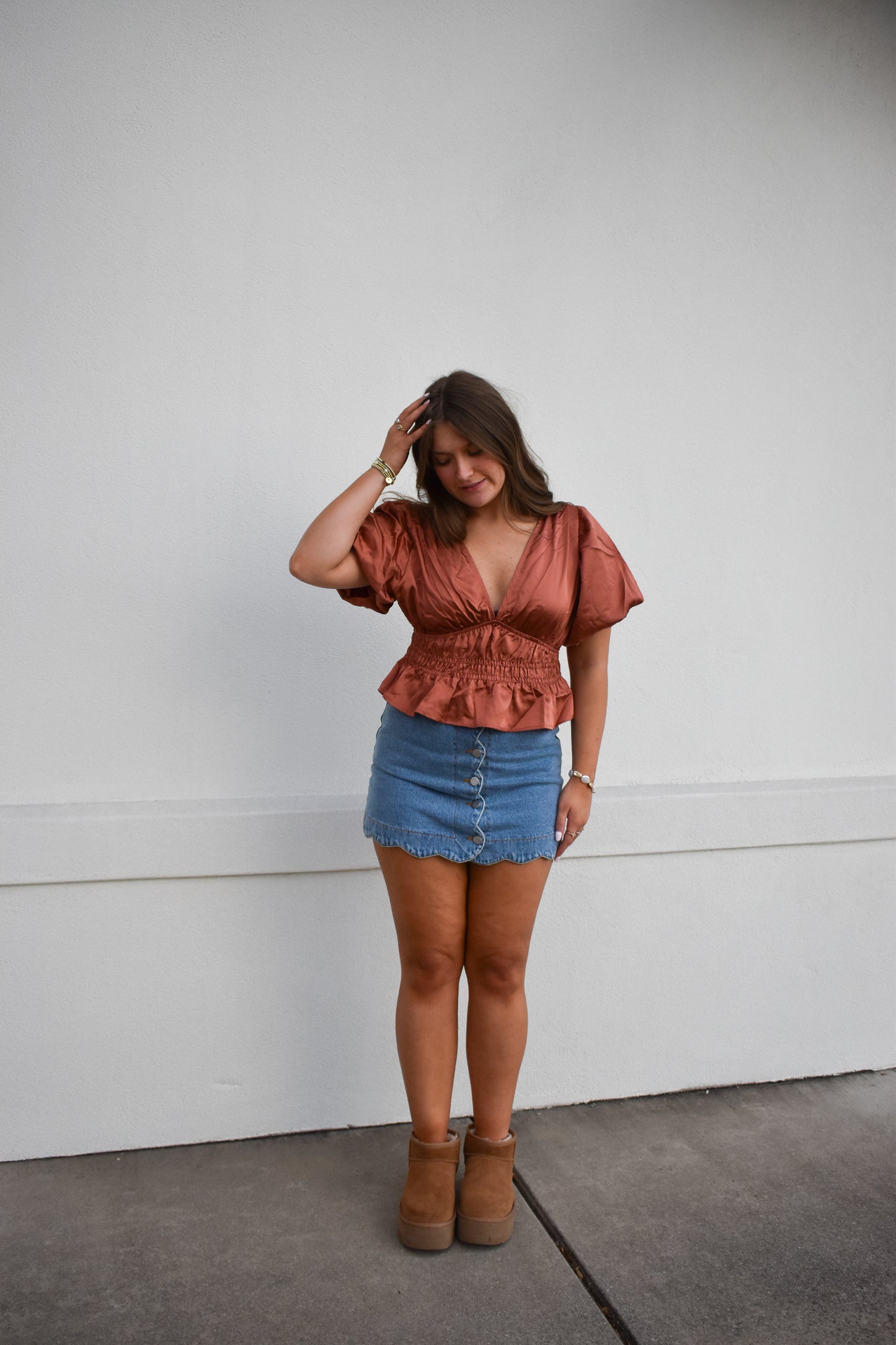V Neck Satin Bubble Sleeve Top
