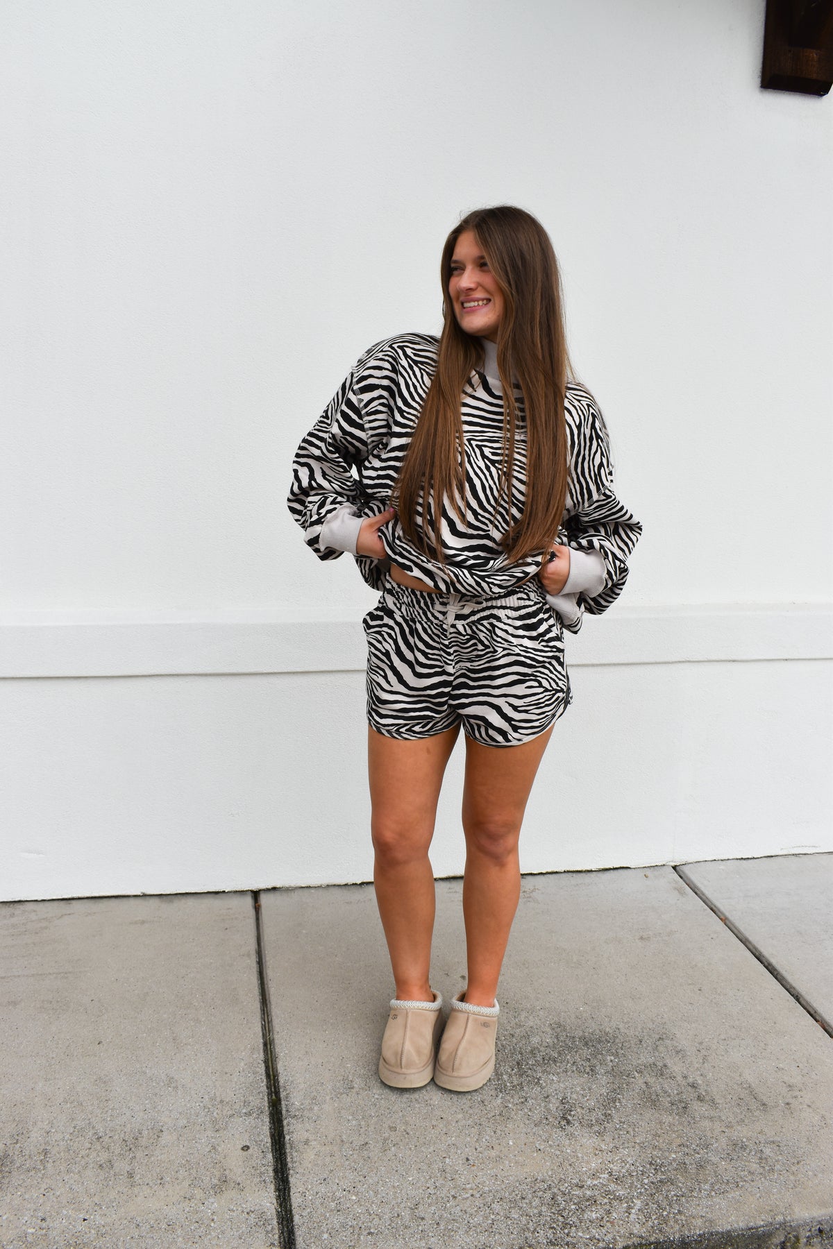 Zebra-Patterned Drawstring Dolphin Shorts