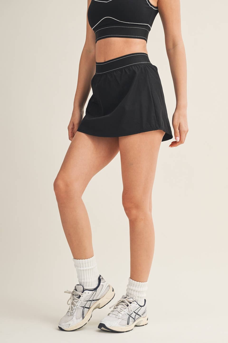 Lightweight Skort with Elastic Waistband: Black