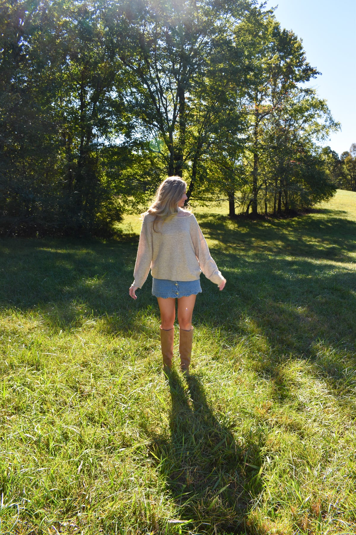 Latte Sweater W/ Neck Scarf