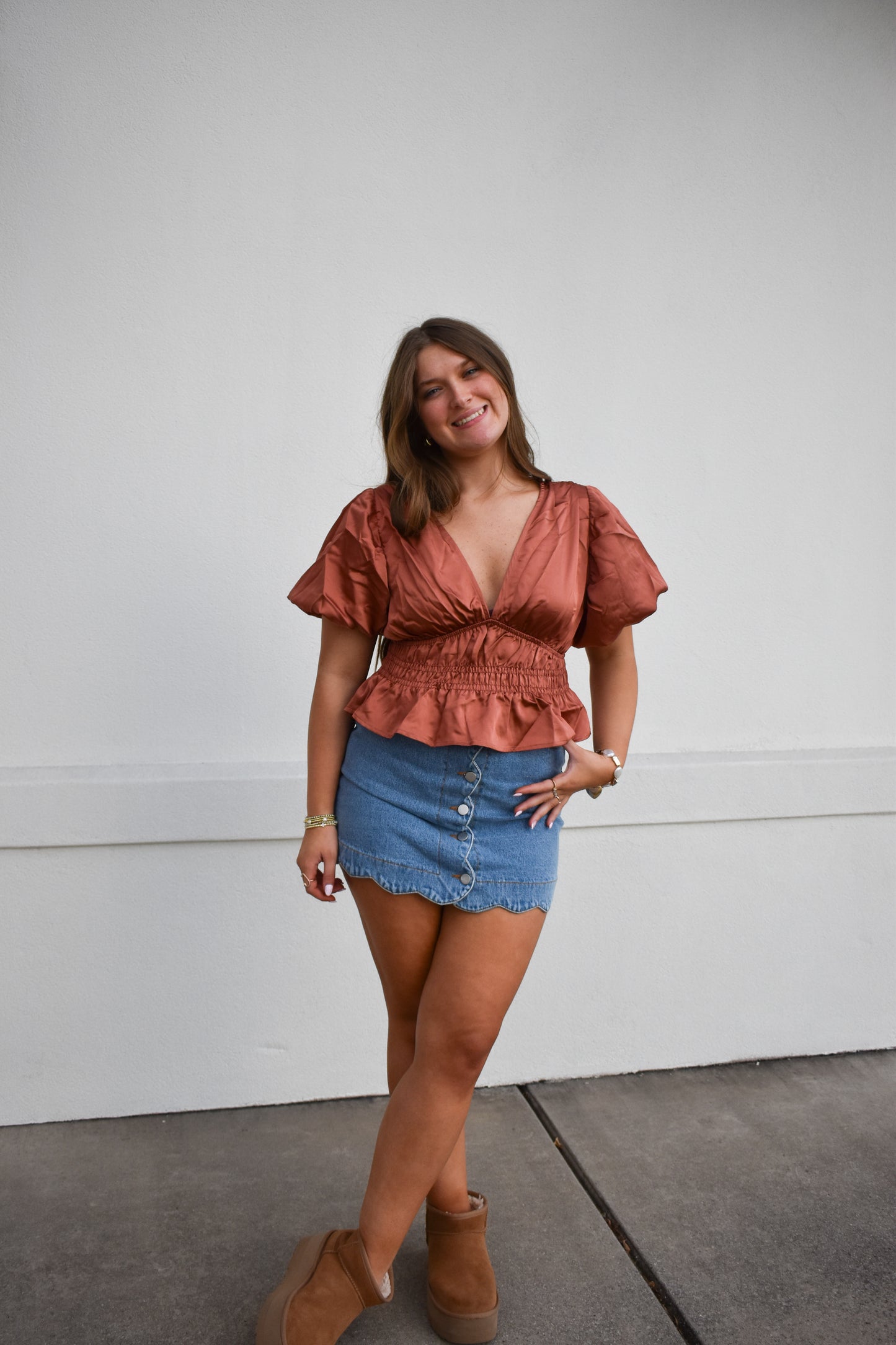 V Neck Satin Bubble Sleeve Top