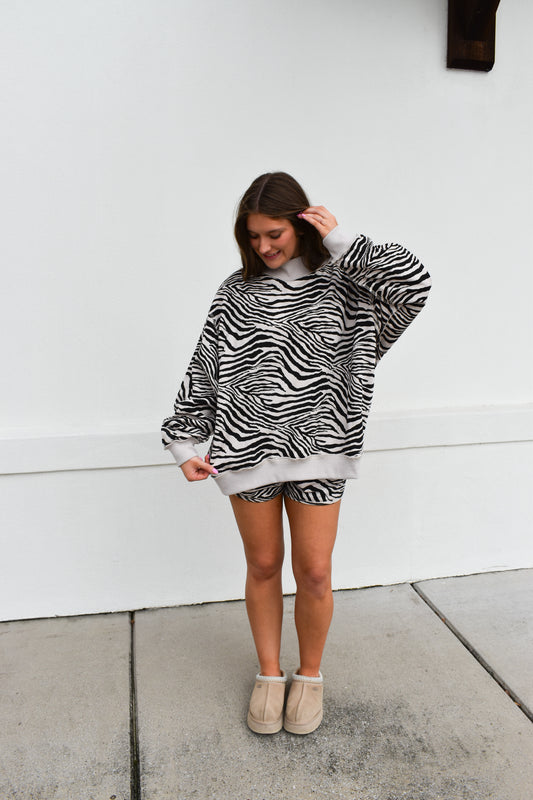 *PREORDER 12/05 Zebra-Patterned Mock-Neck Sweatshirt