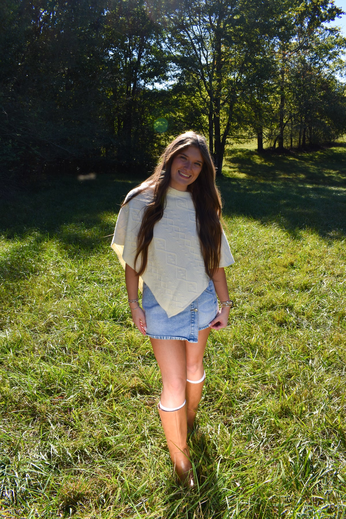 Cable Knit Poncho: White