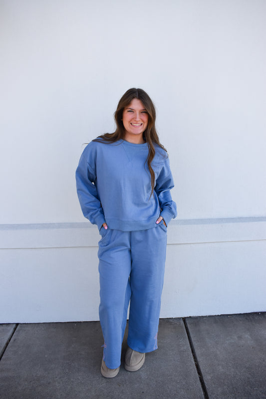 Sweatpants W/ Bow Embroidery Detail