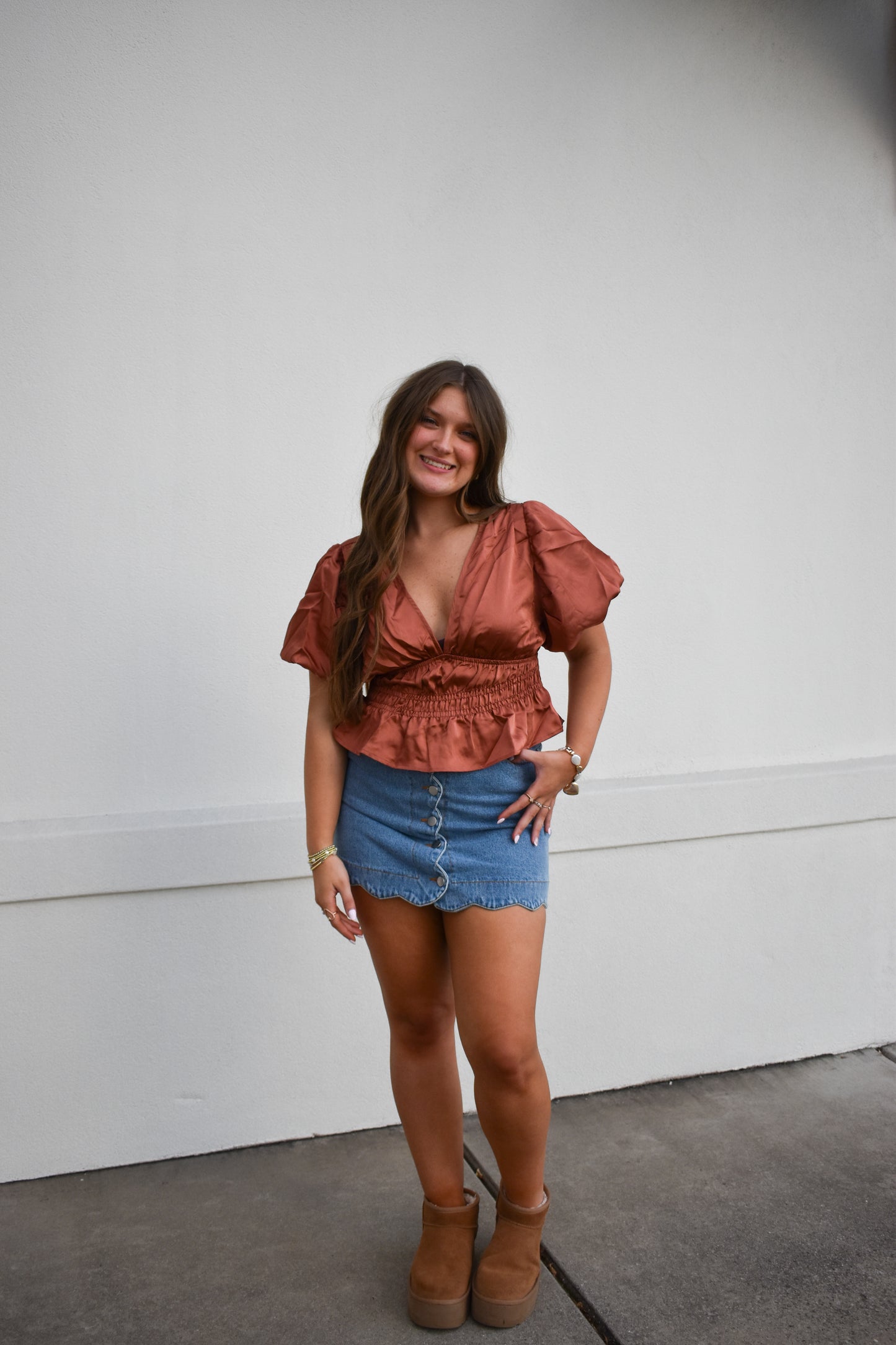 V Neck Satin Bubble Sleeve Top