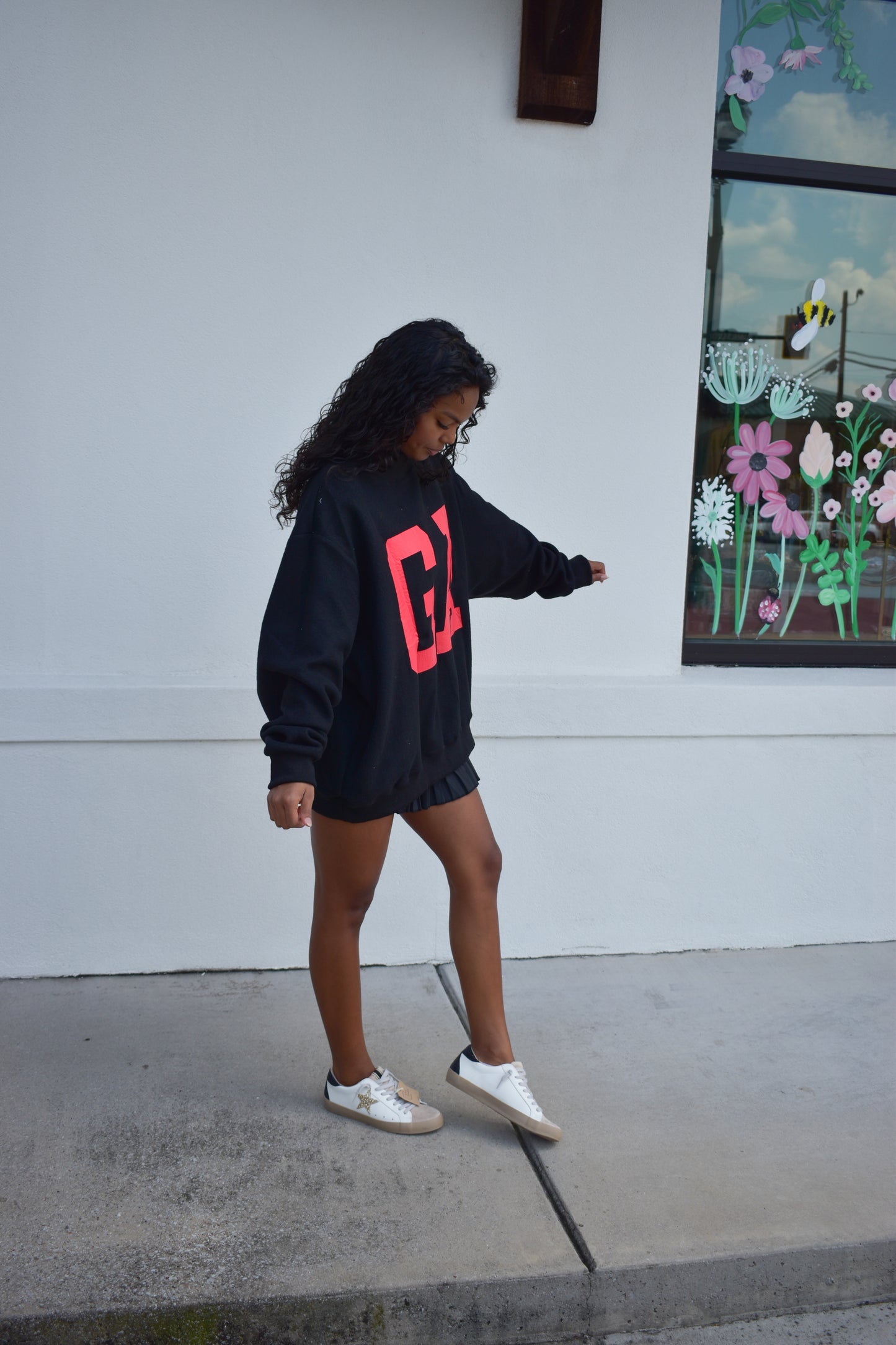 'GEORGIA&GA' Reversible Mockneck Sweatshirt: Black