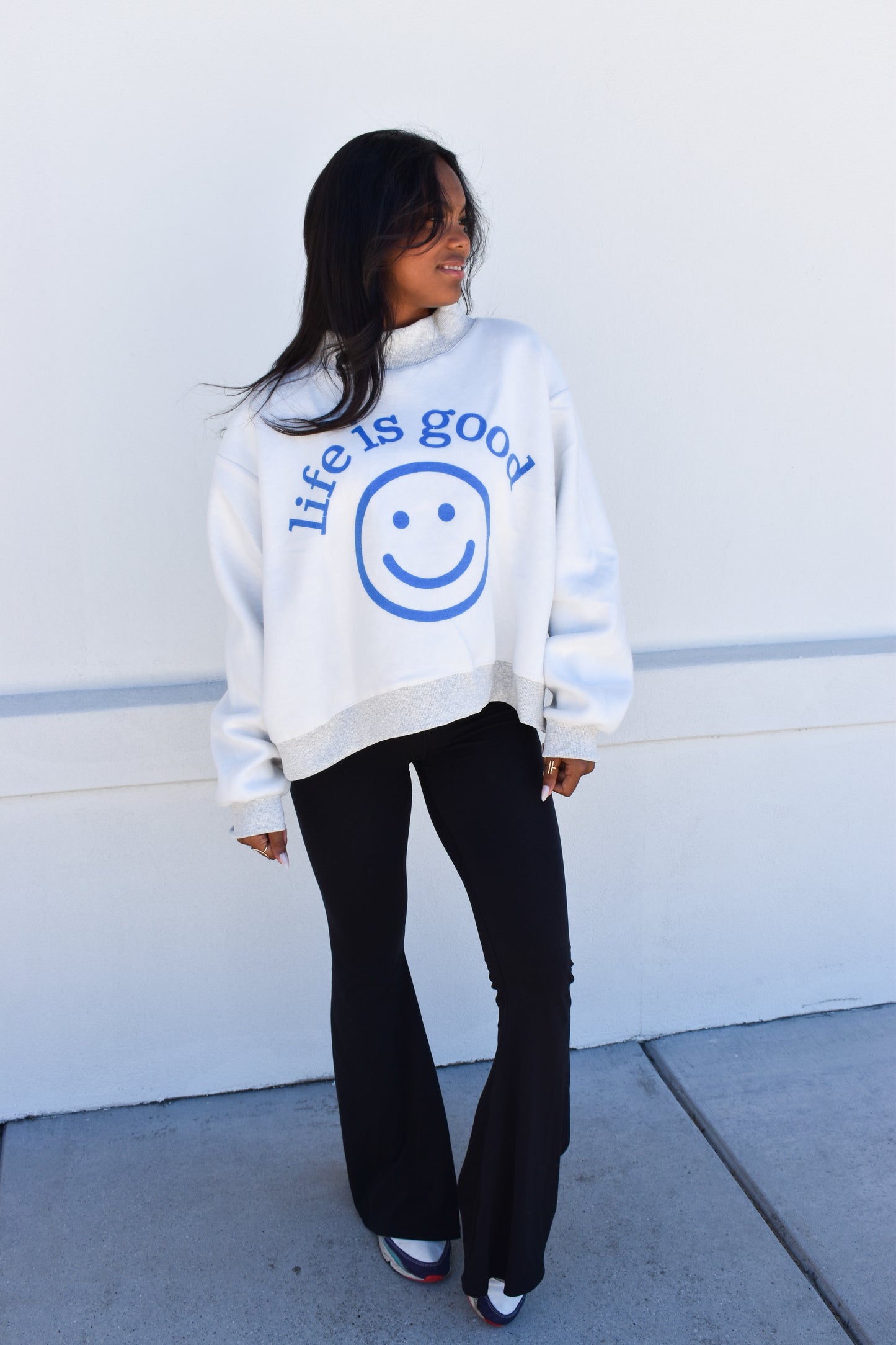 Fun Graphic Reversible Crop Mockneck