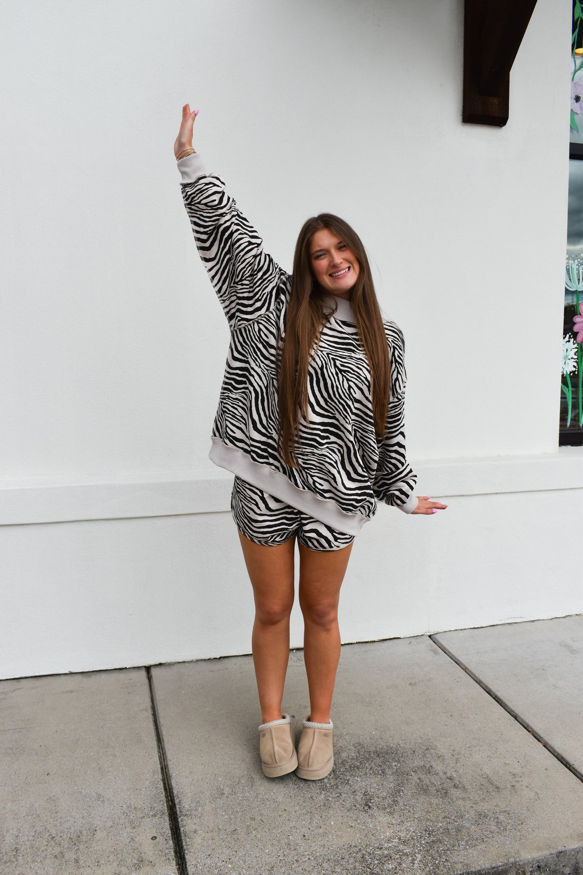 Zebra-Patterned Drawstring Dolphin Shorts