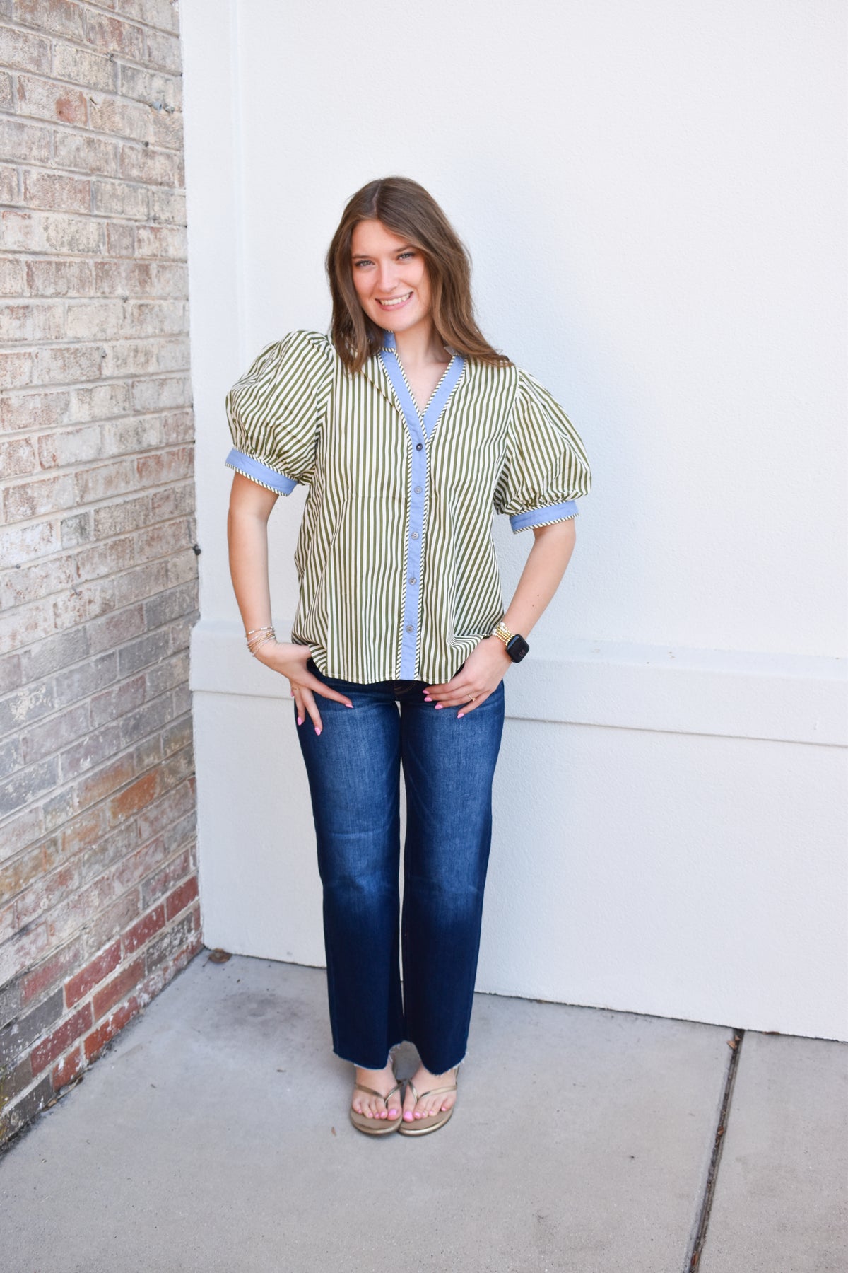Risen Mid Rise Crop Straight Cut Hem