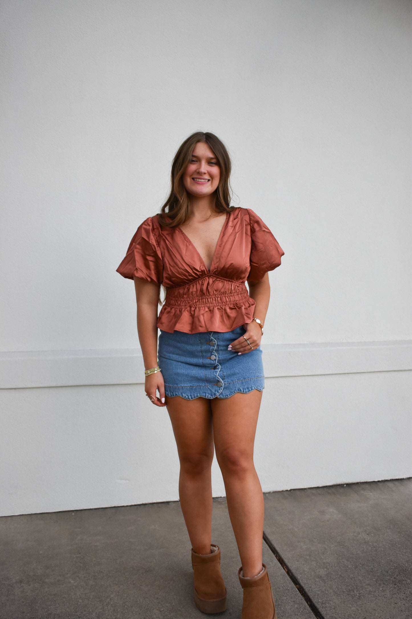 V Neck Satin Bubble Sleeve Top