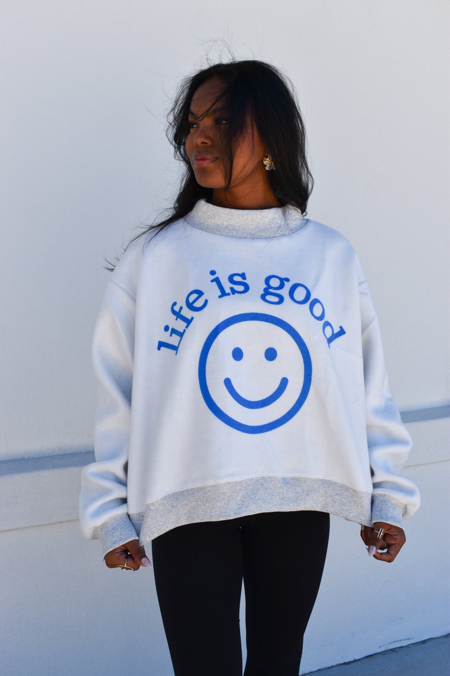 Fun Graphic Reversible Crop Mockneck