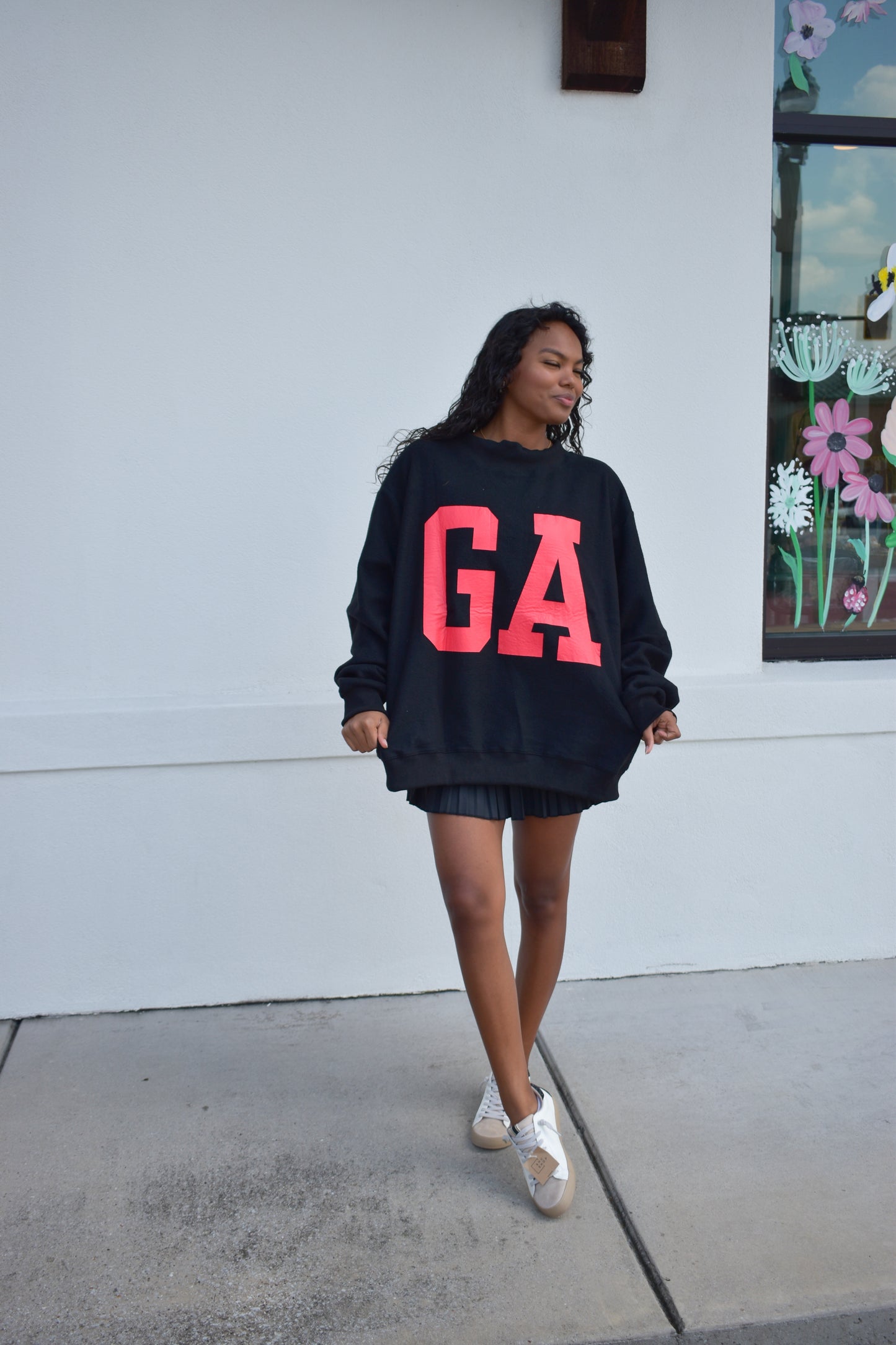 'GEORGIA&GA' Reversible Mockneck Sweatshirt: Black