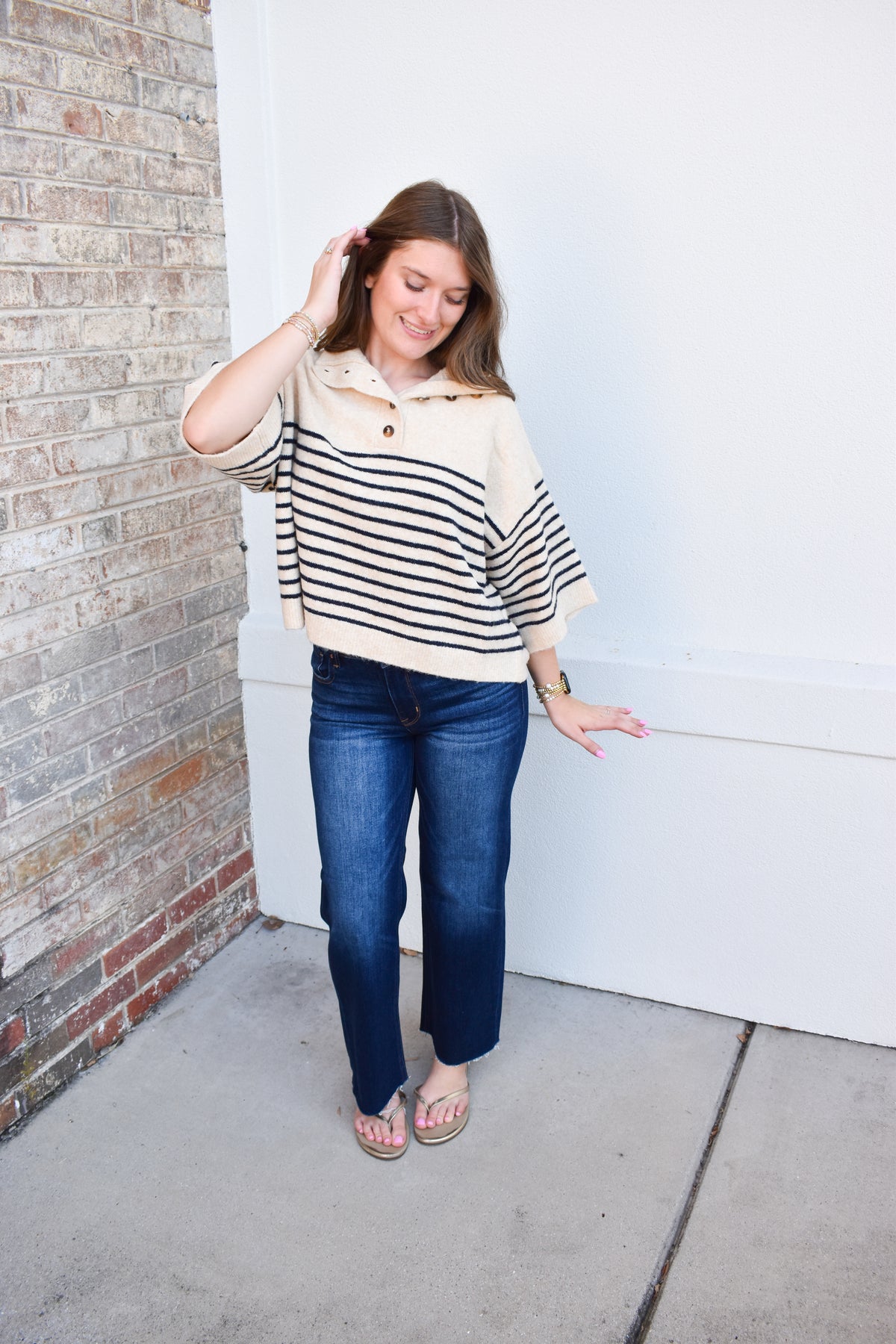 Risen Mid Rise Crop Straight Cut Hem