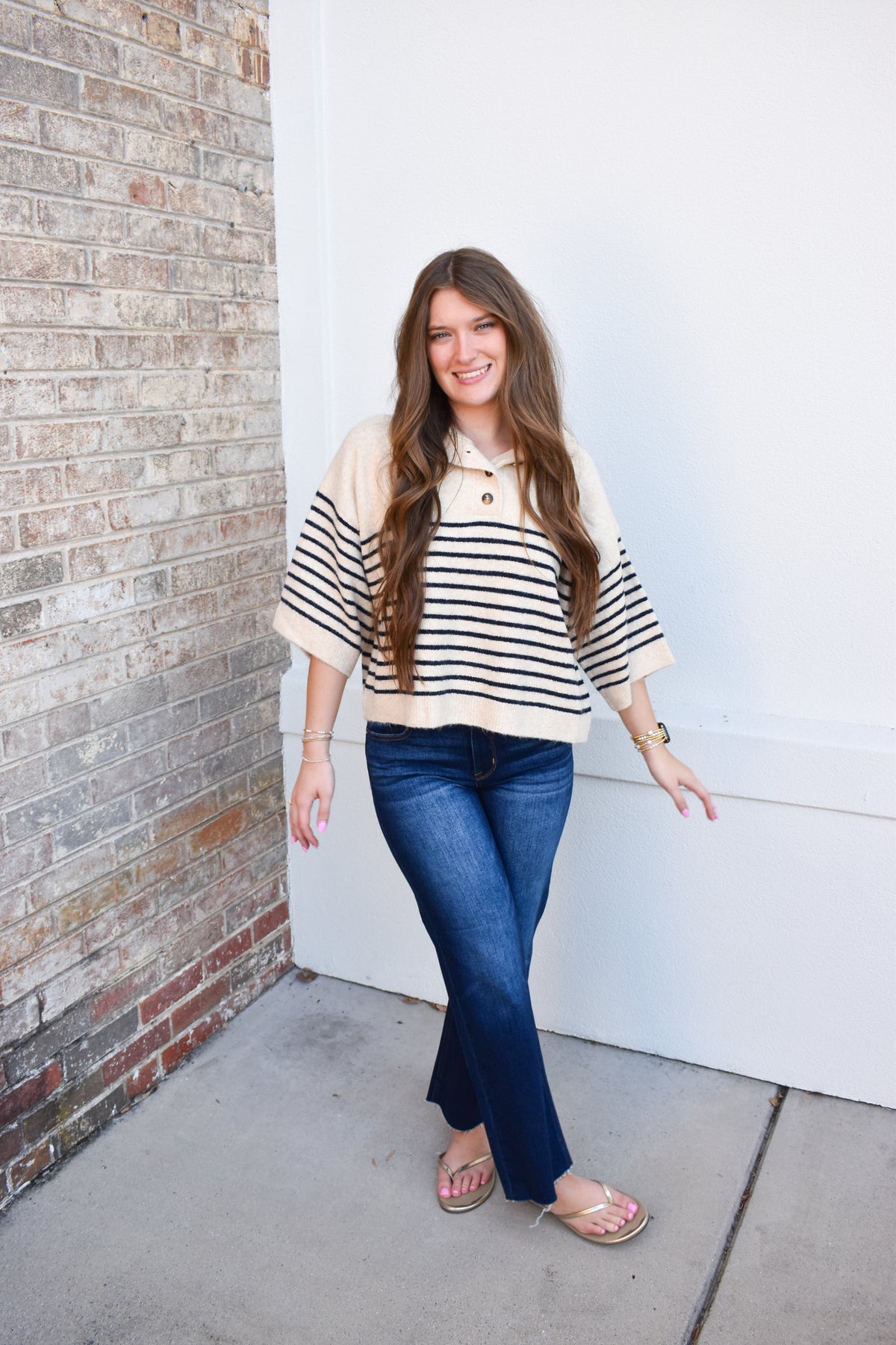 Risen Mid Rise Crop Straight Cut Hem