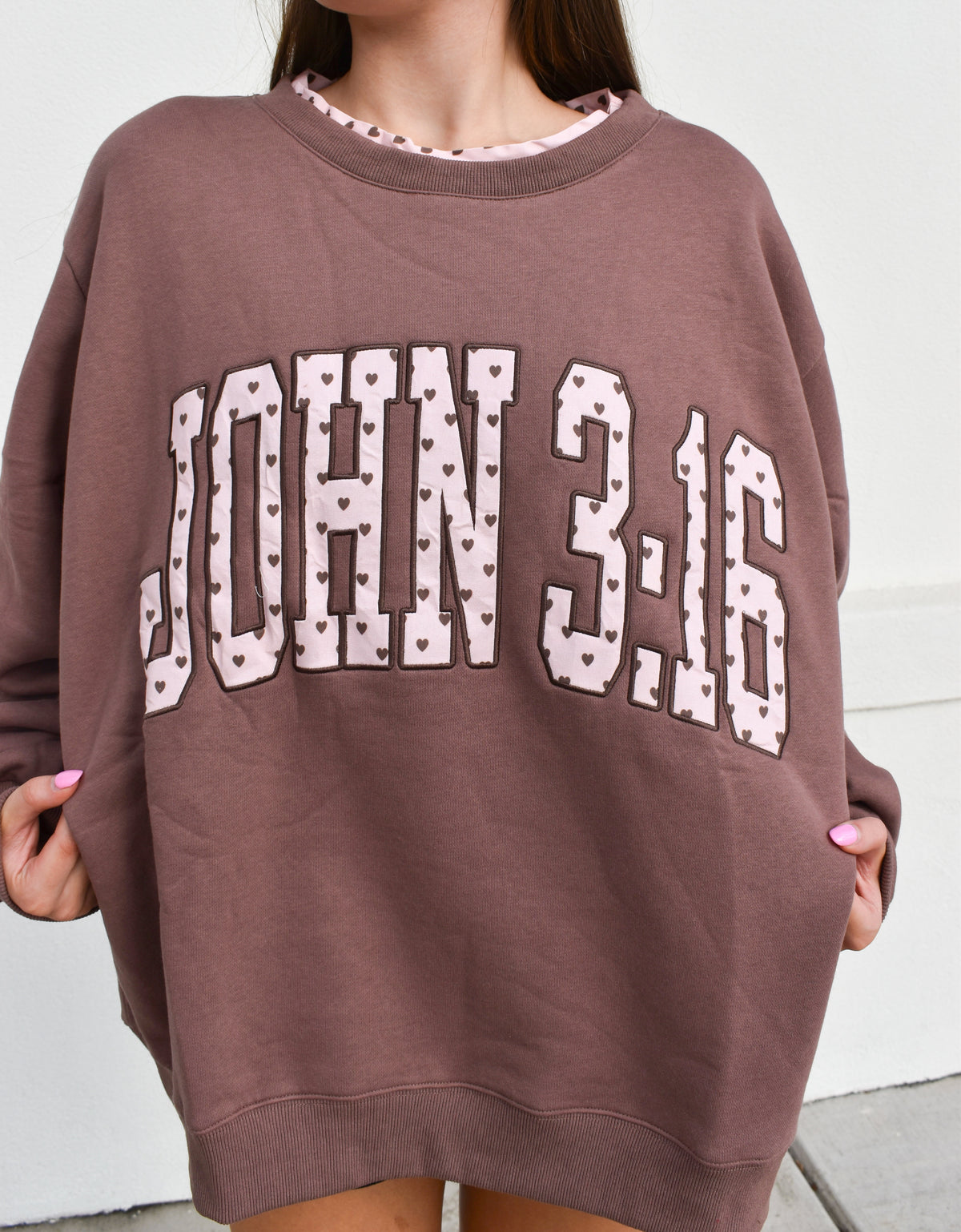 JOHN 3:16' Heart Applique Sweatshirt
