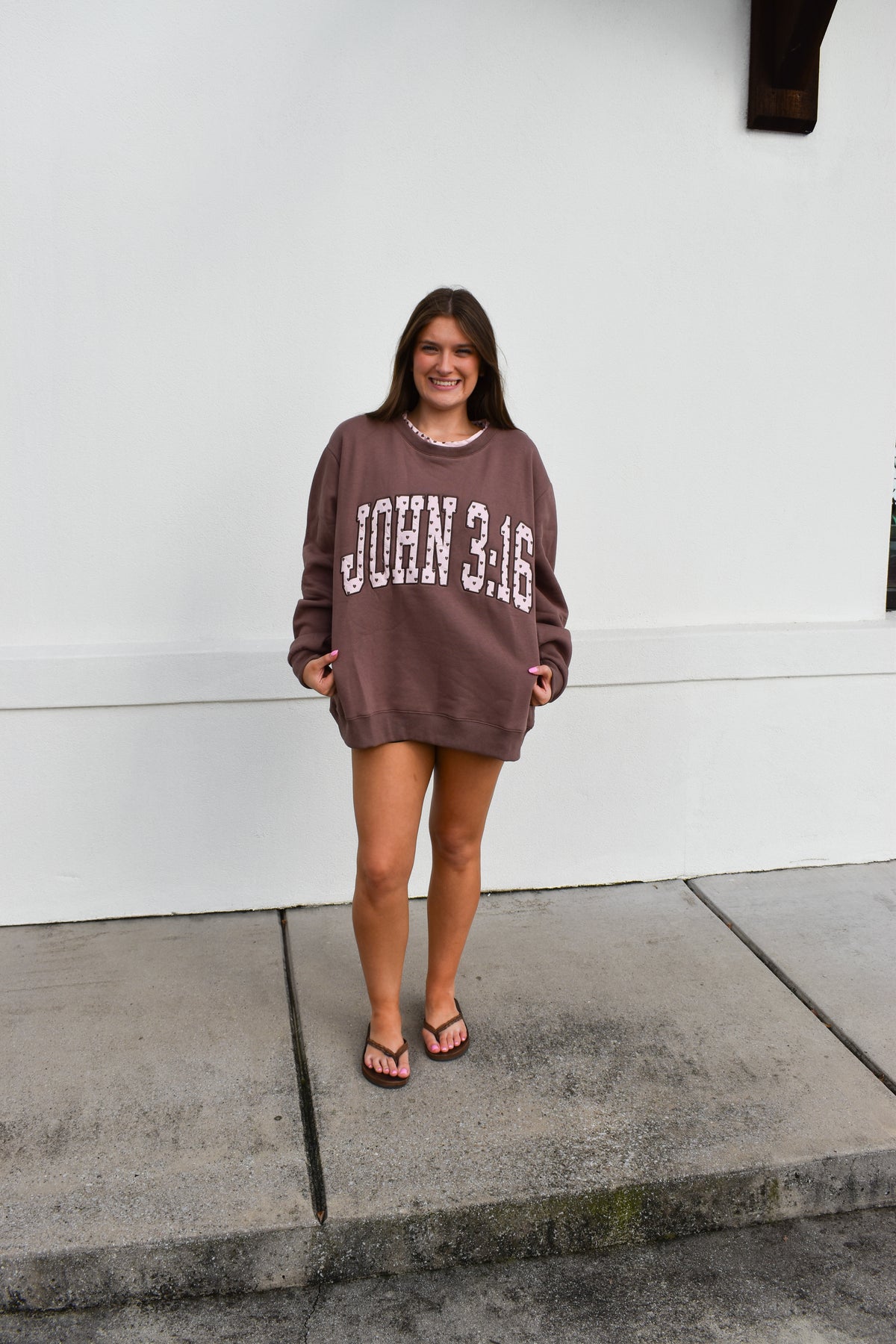 JOHN 3:16' Heart Applique Sweatshirt