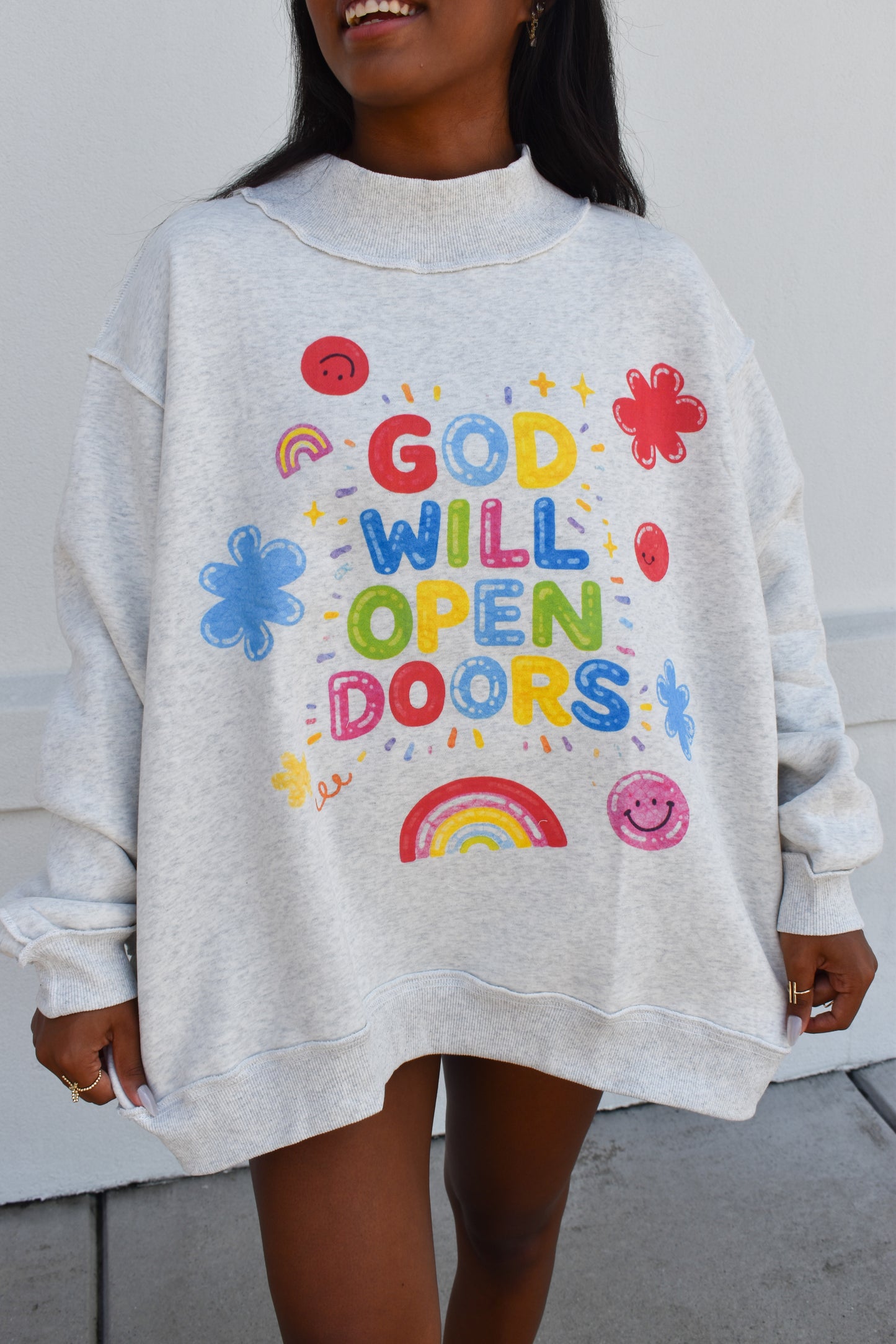 'OPEN DOORS' GRAPHIC Reversible Mockneck
