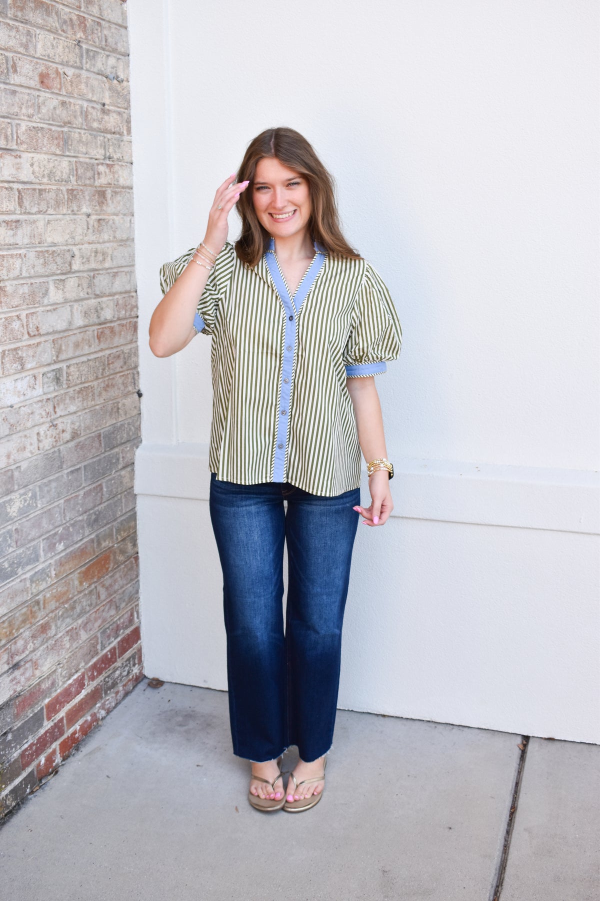 Risen Mid Rise Crop Straight Cut Hem