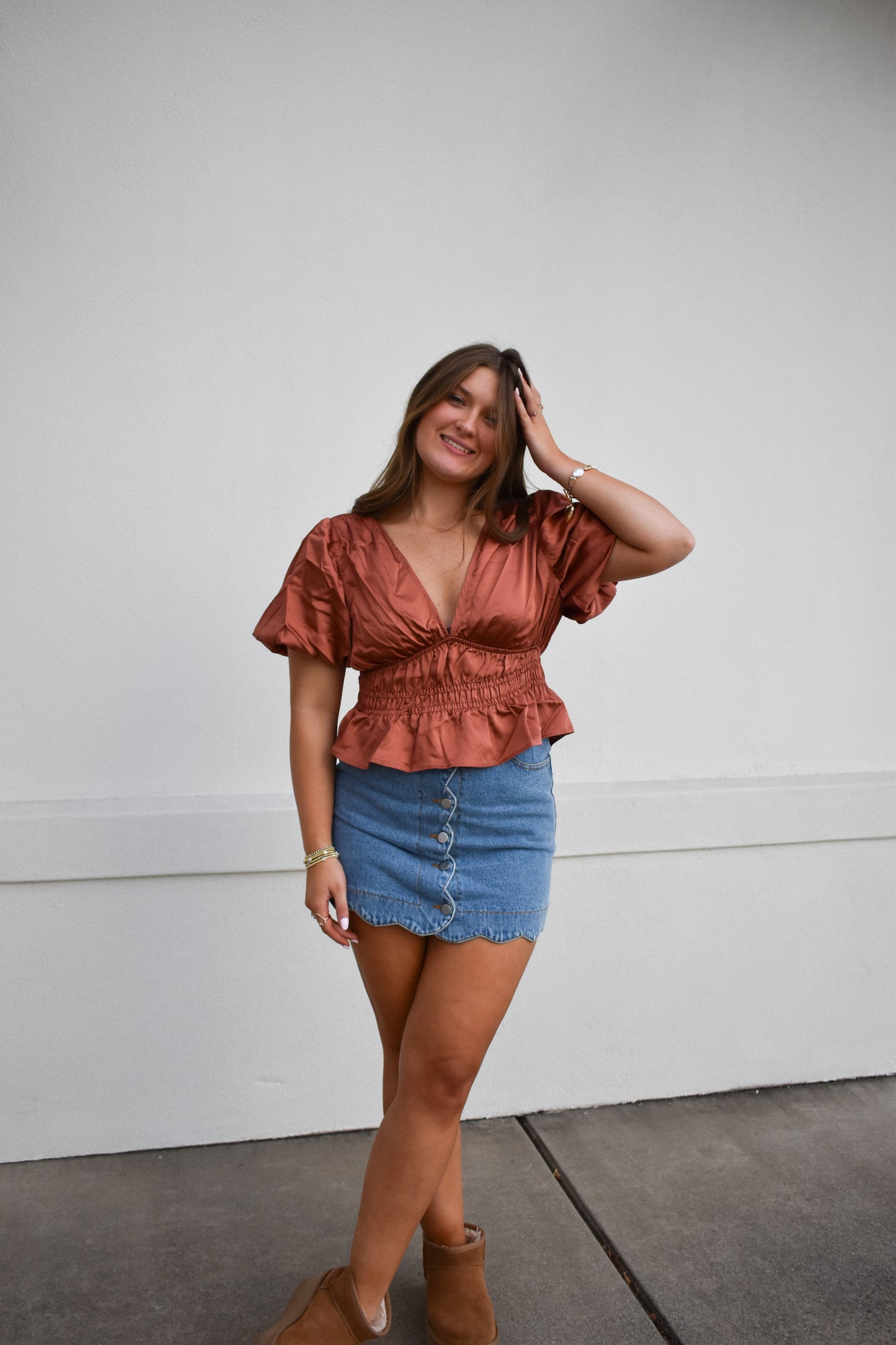 V Neck Satin Bubble Sleeve Top