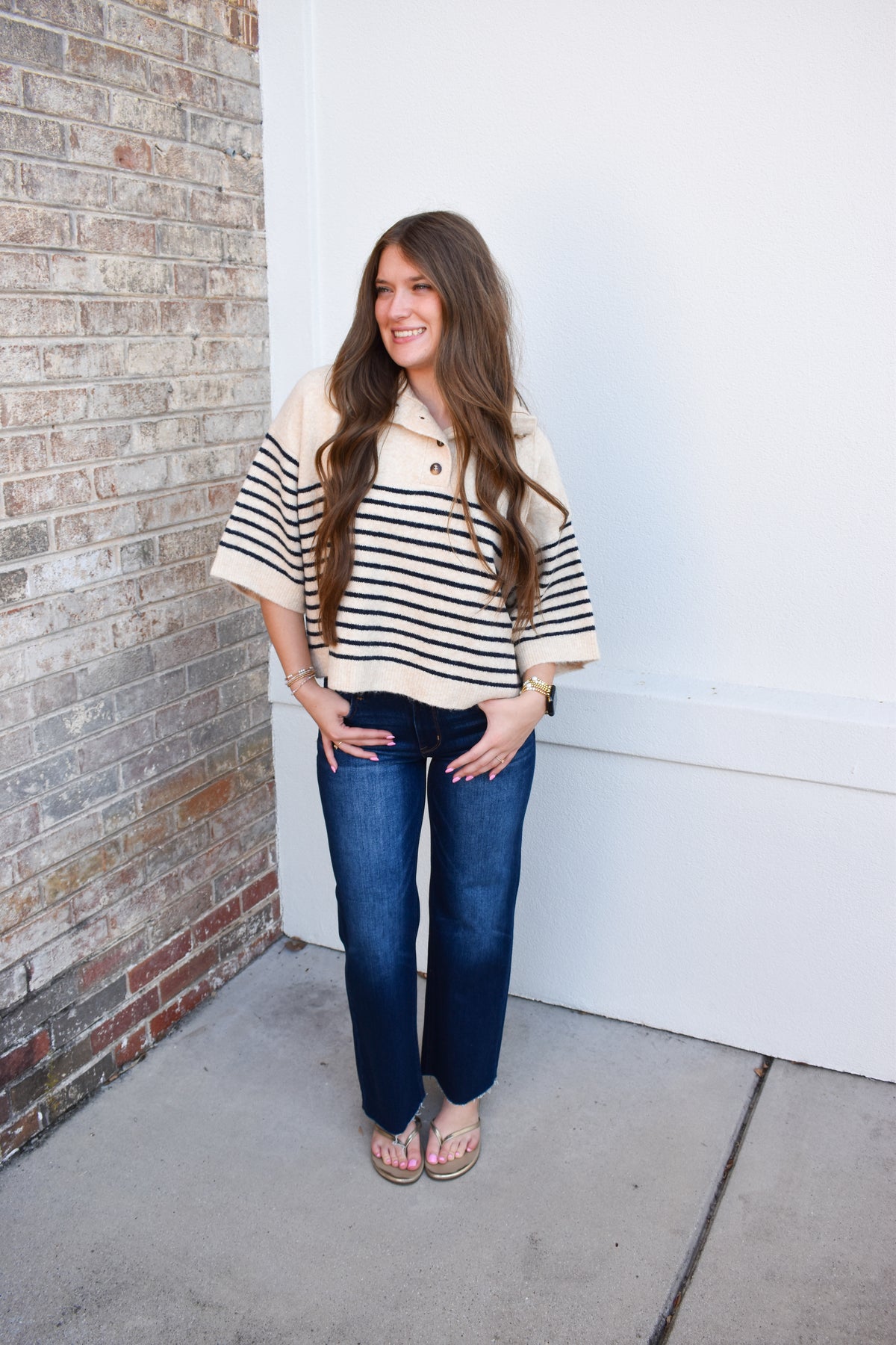 Risen Mid Rise Crop Straight Cut Hem