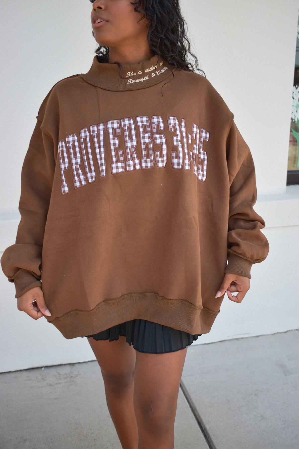 'PROVERBS 31:25' Script Collar Mockneck: Brown