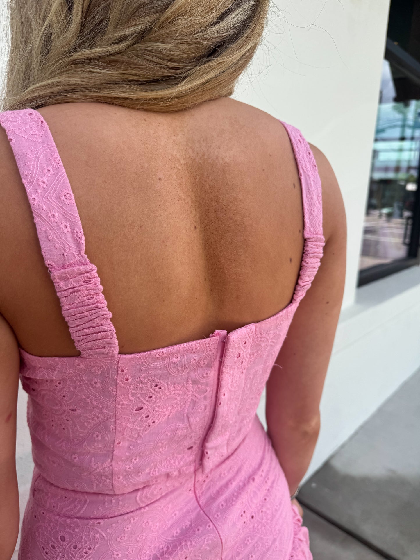 Embroidered Pattern Crop Top