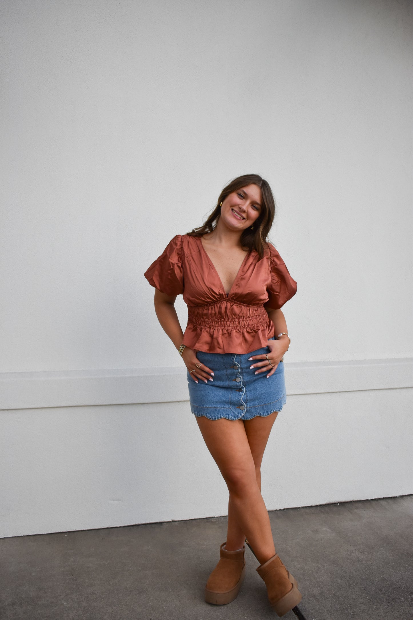 V Neck Satin Bubble Sleeve Top
