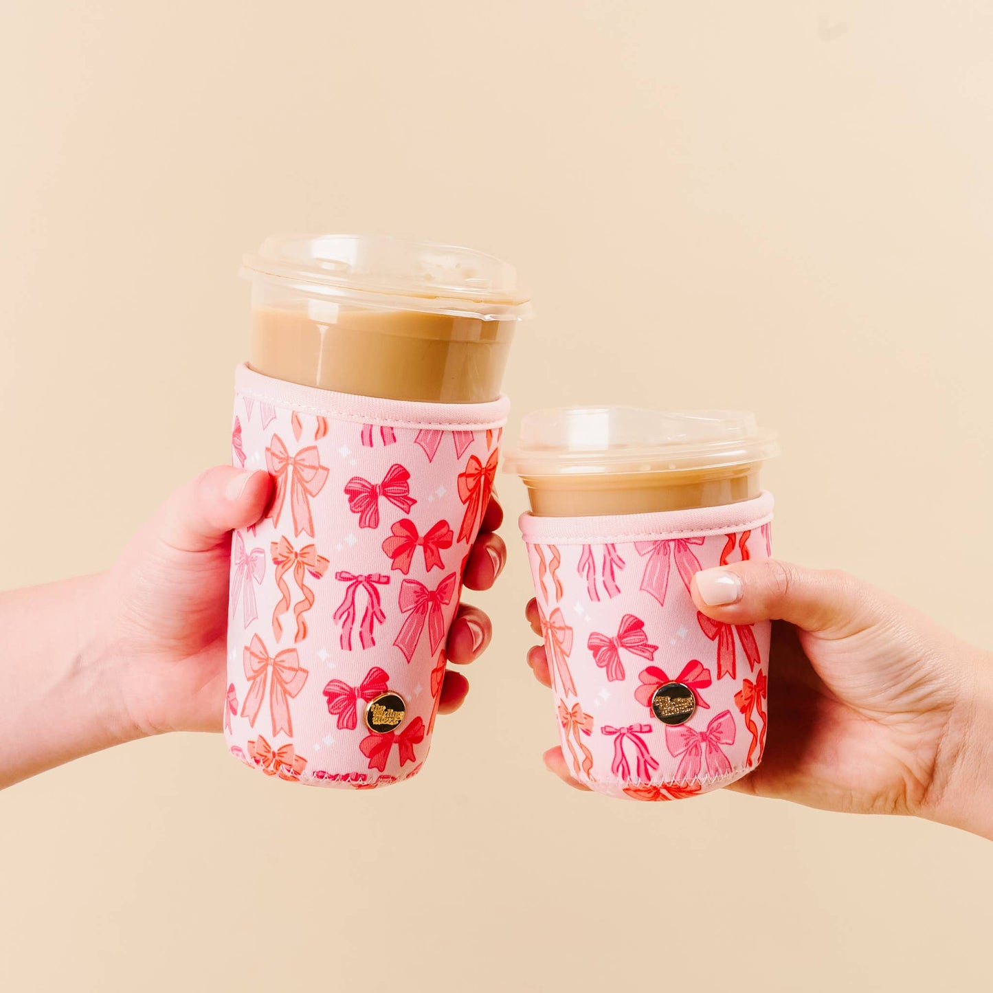 Sip Savvy Drink Sleeve: Blushing Bows Large